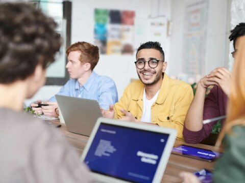 jurusan bisnis digital membuka peluang karir di era transformasi digital