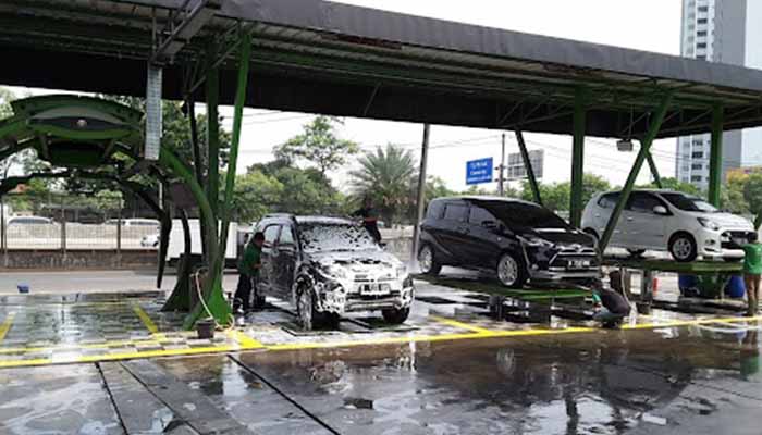 tempat cuci mobil pusat perawatan mobil terbaik